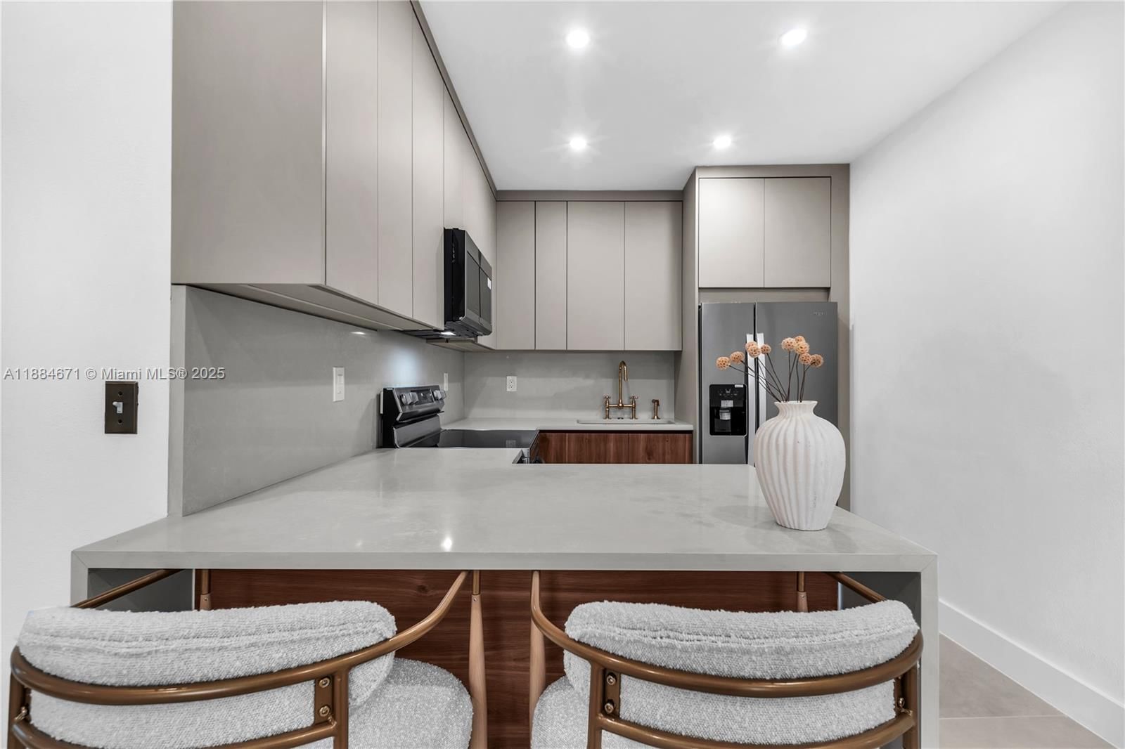 Real estate property located at 5250 4th St, Miami-dade, Flagler Grove Estates Ext, Miami, FL