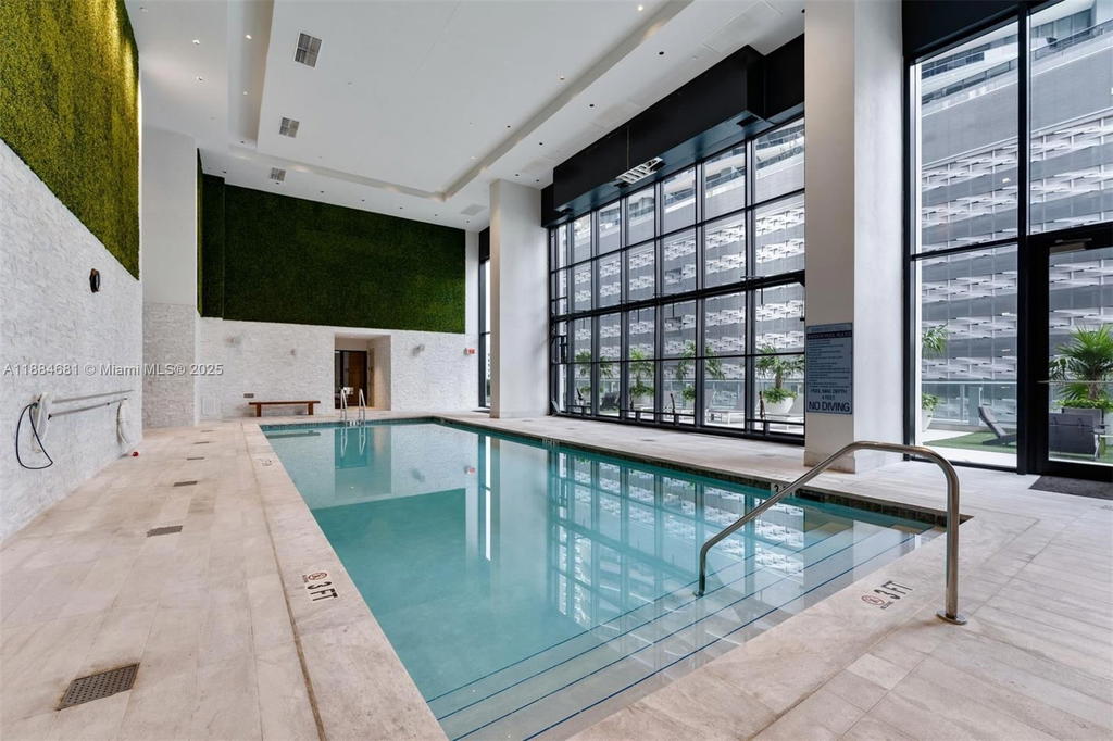 Real estate property located at 1010 Brickell Ave #3004, Miami-dade, 1010 Brickell Condo, Miami, FL