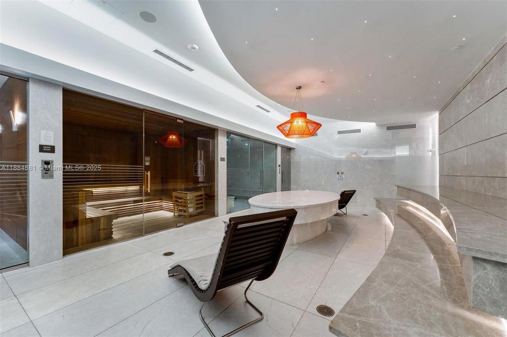 Real estate property located at 1010 Brickell Ave #3004, Miami-dade, 1010 Brickell Condo, Miami, FL