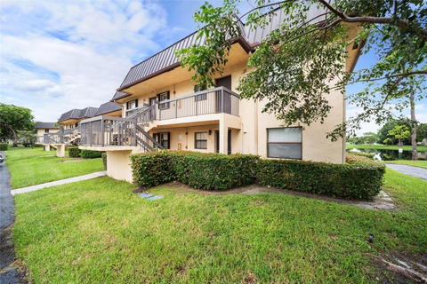 Real estate property located at 9258 1st St #206, Broward, Pine Lake Four Condo, Pembroke Pines, FL