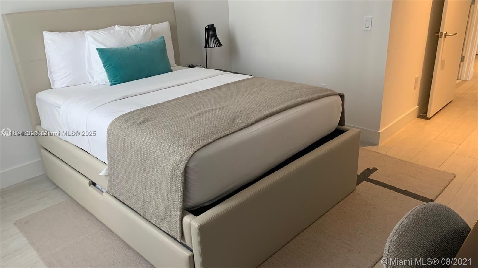 Real estate property located at 4010 Ocean Dr R401, Broward, 4010 South Ocean Condo, Hollywood, FL