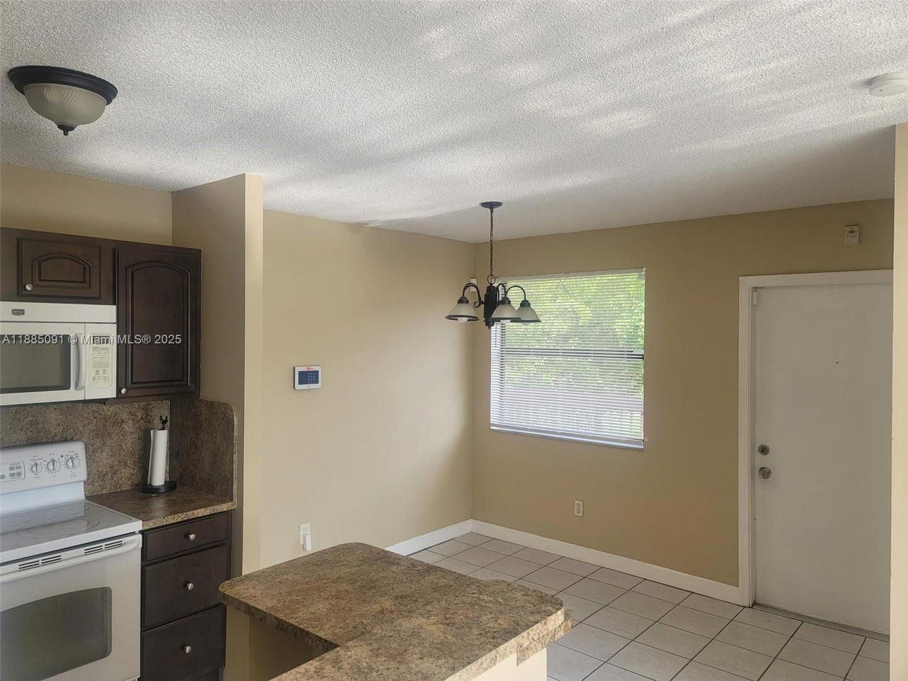 Real estate property located at 415 210th St #206, Miami-dade, Mcarthur Park Misty Lk Co, Miami Gardens, FL