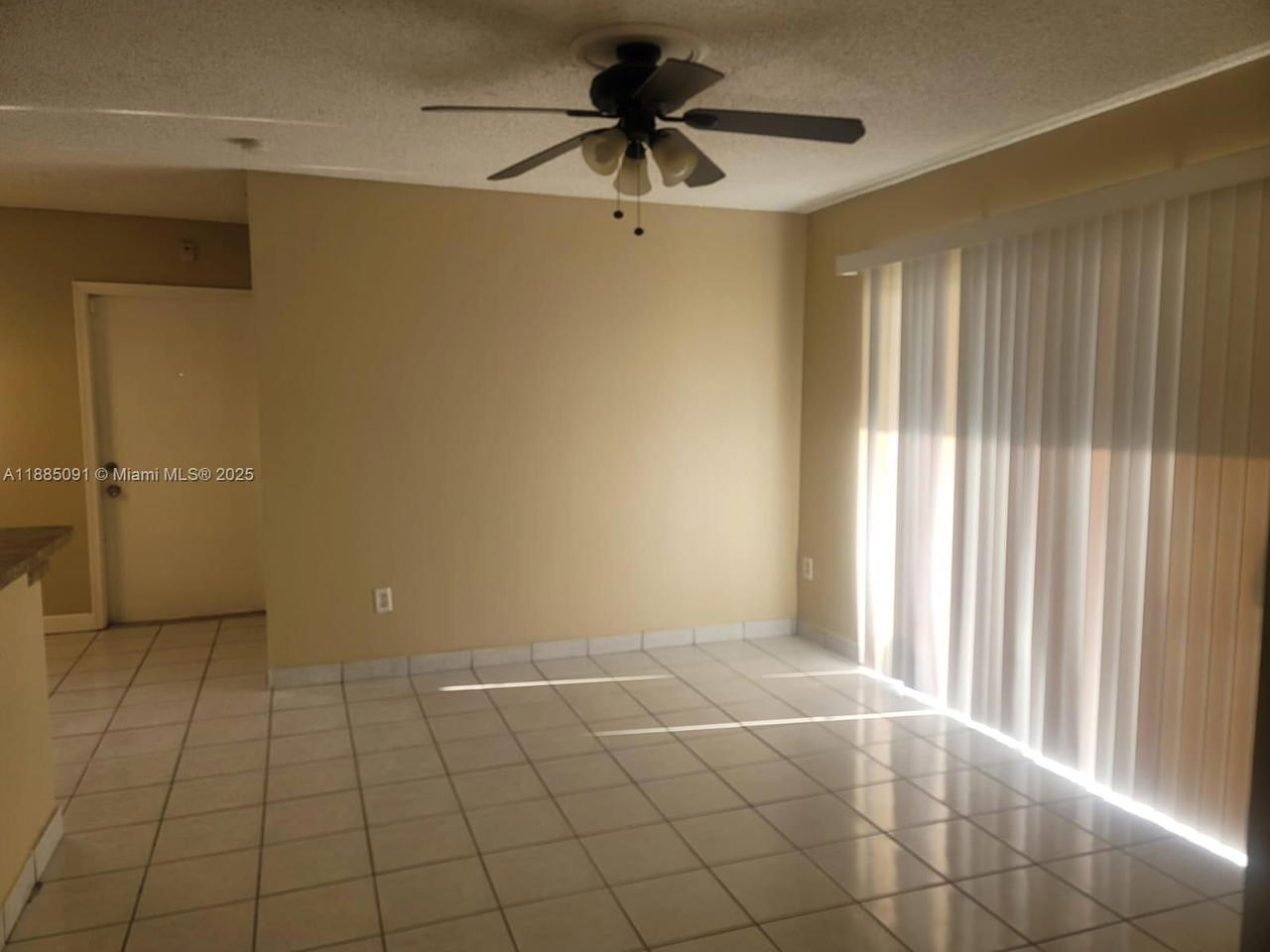 Real estate property located at 415 210th St #206, Miami-dade, Mcarthur Park Misty Lk Co, Miami Gardens, FL