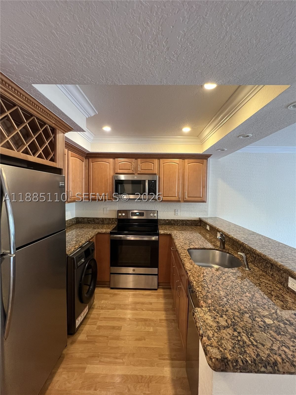 Real estate property located at 150 15th Ave #144, Broward, Pine Crest Village Ii At, Fort Lauderdale, FL