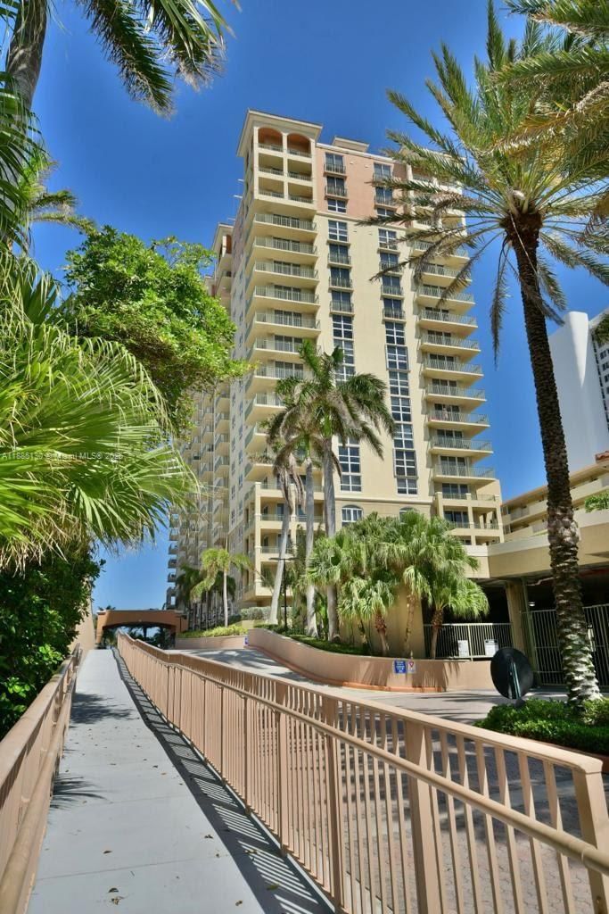 Real estate property located at 2080 Ocean Dr #1111, Broward, 2080 Ocean Drive Condo, Hallandale Beach, FL