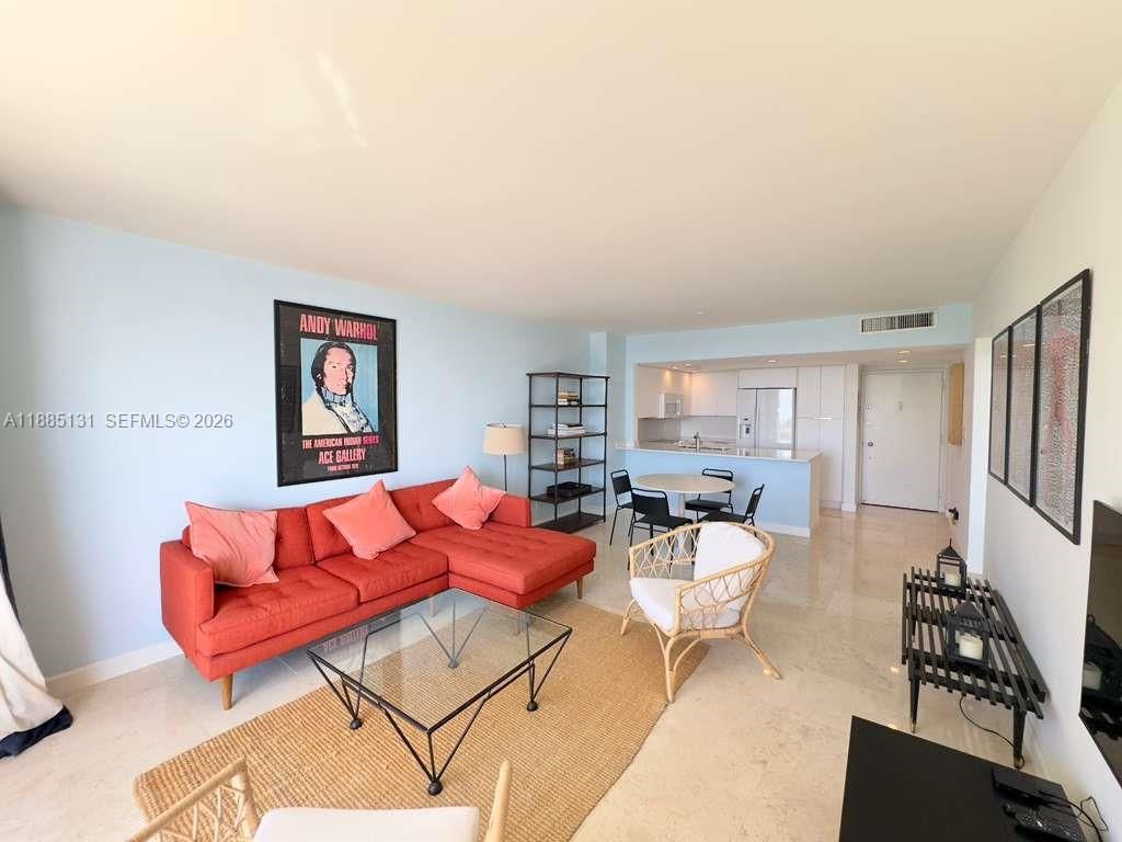 Real estate property located at 5600 Collins Ave #5L, Miami-dade, 5600 Condo, Miami Beach, FL