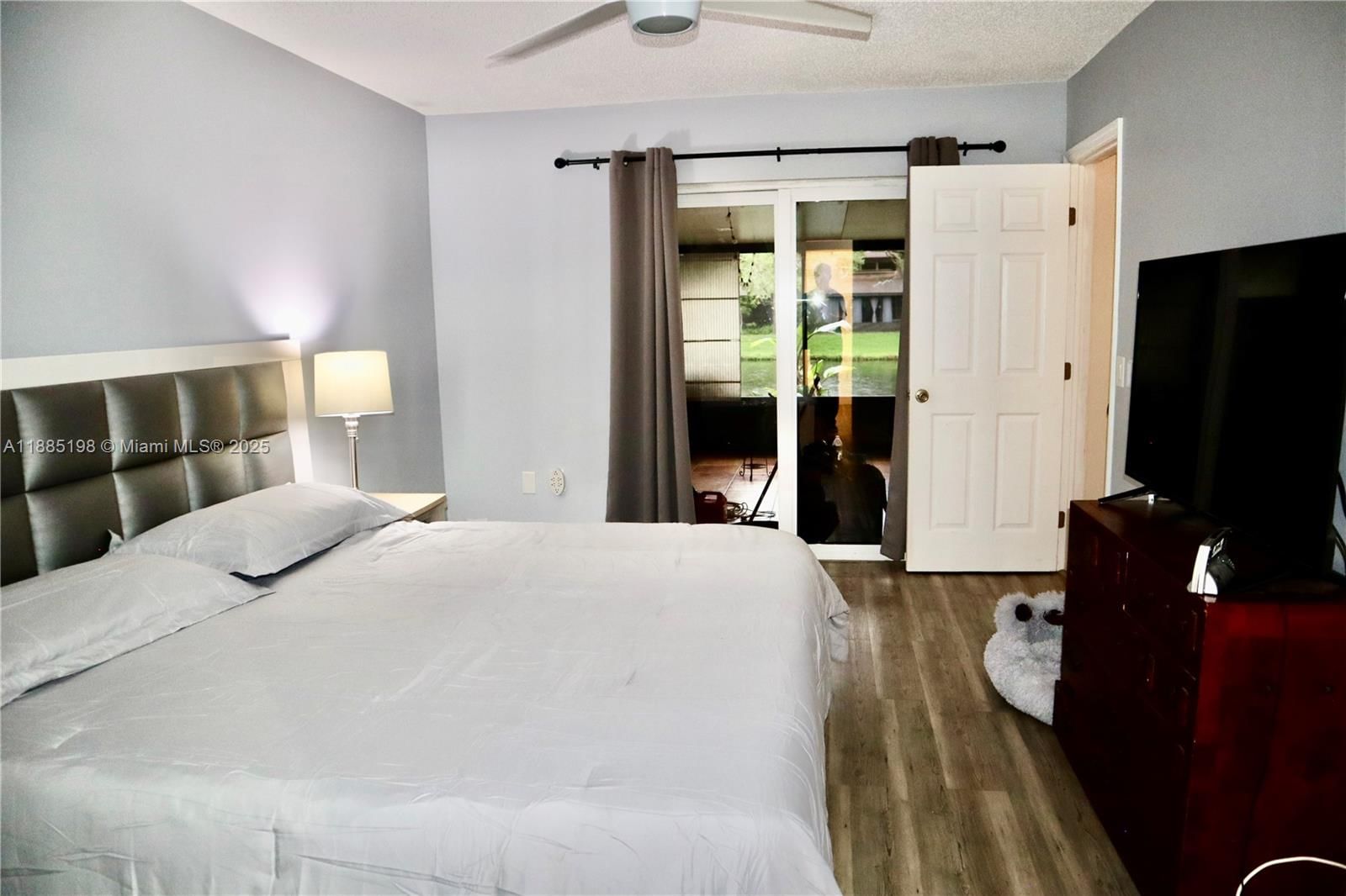 Real estate property located at 9624 16th Ct, Broward, Everglades Sugar & Land C, Pembroke Pines, FL