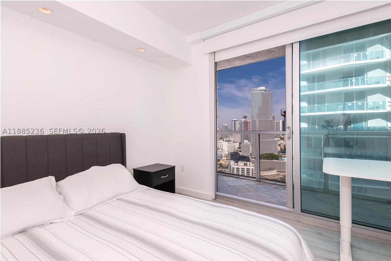 Real estate property located at 55 6th St #3403, Miami-dade, 500 Brickell West Condo, Miami, FL