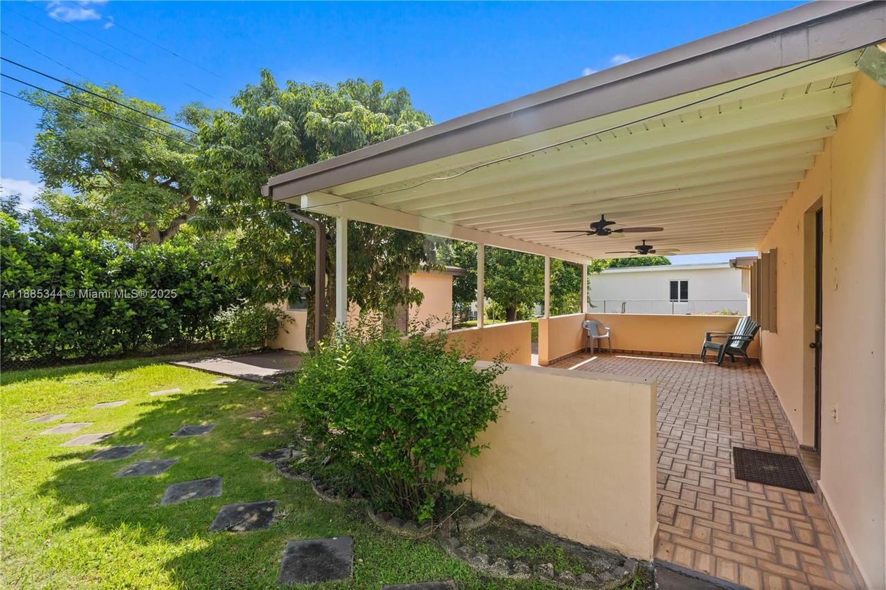 Real estate property located at 3425 105th Ave, Miami-dade, Macson Heights, Miami, FL