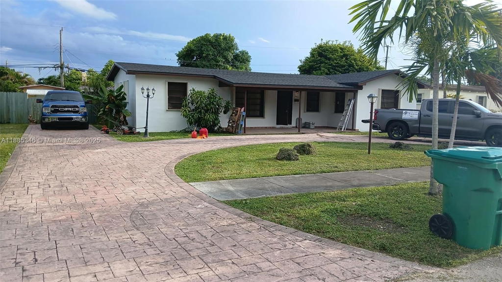 Real estate property located at 10030 54th St, Miami-dade, Tropical Estates 1st Addn, Miami, FL