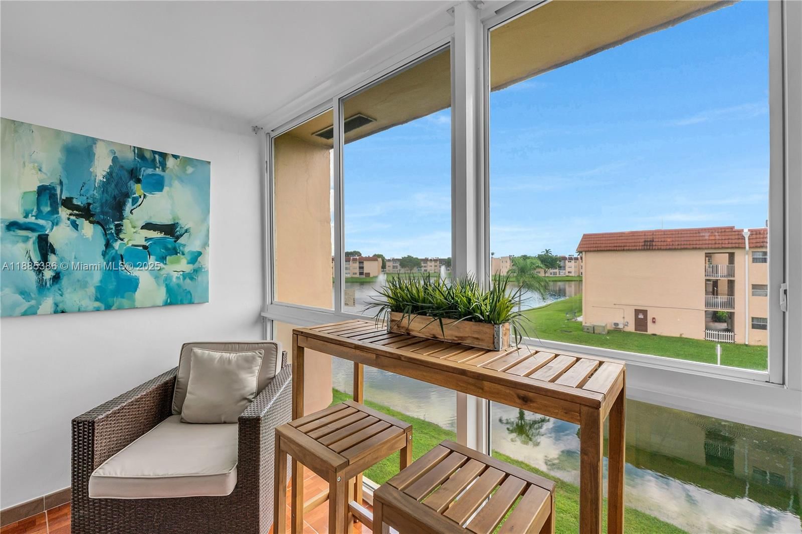 Real estate property located at 8950 Sunrise Lakes Blvd #311, Broward, Sunrise Lakes 80 Condo, Sunrise, FL