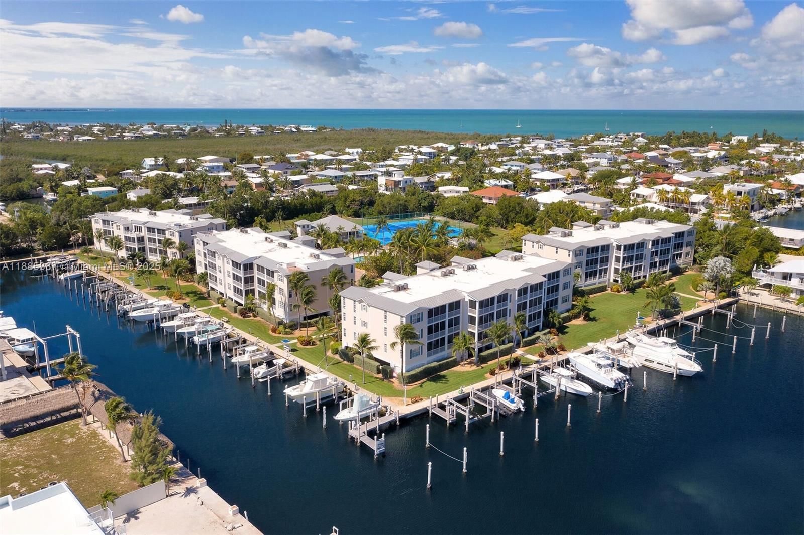 Real estate property located at 101 Gulfview Dr #114, Monroe, Bay Harbour Condominium, Islamorada, FL