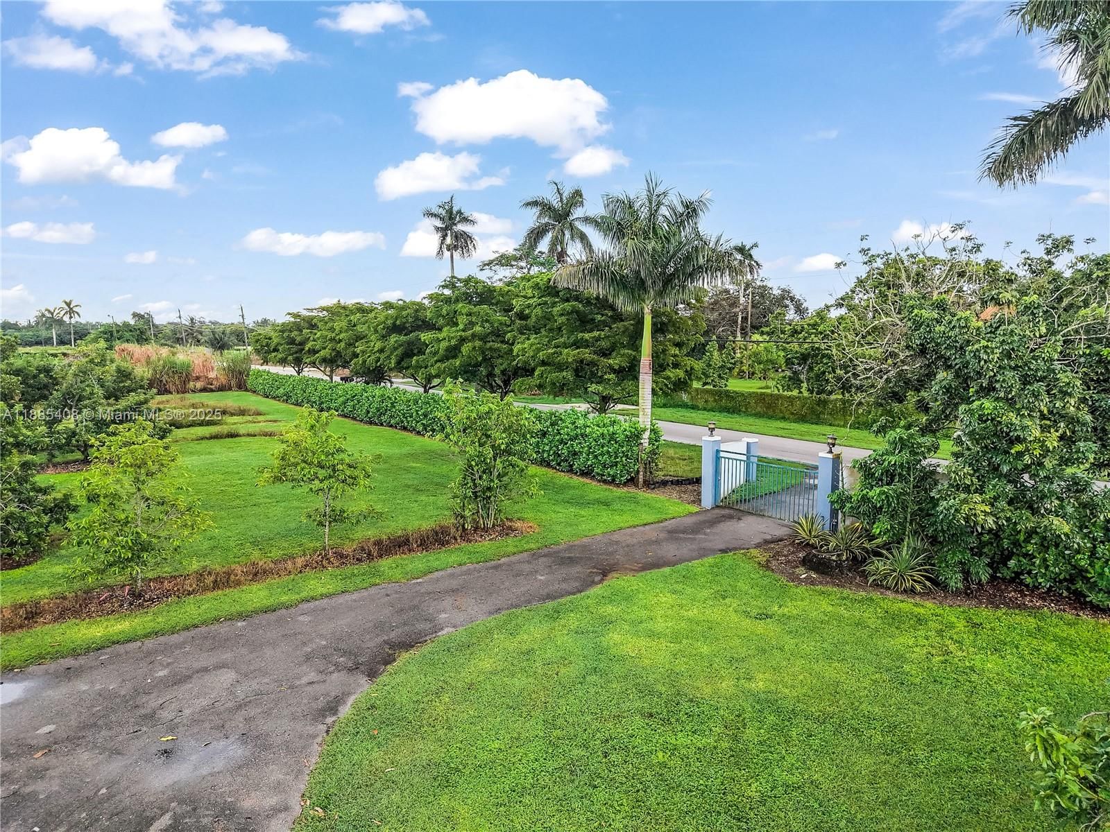 Real estate property located at 19975 256th St, Miami-dade, Homestead, FL
