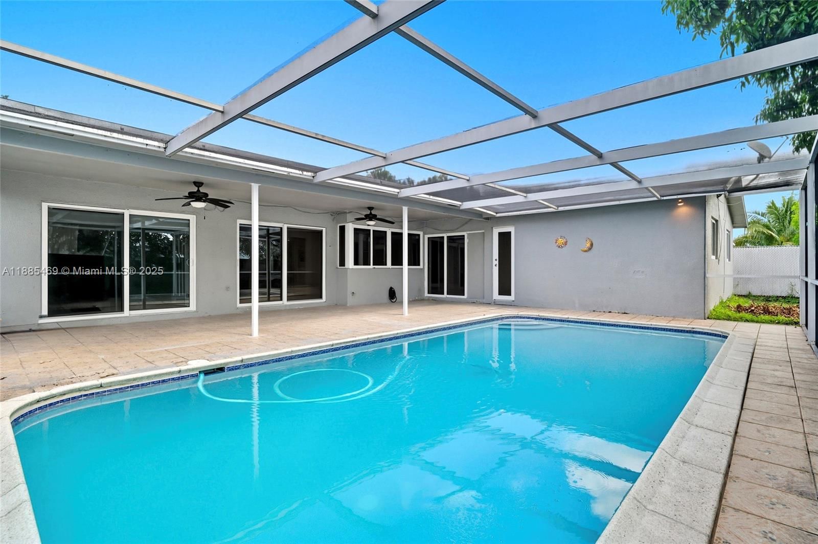Real estate property located at 9710 Sunset Strip, Broward, Sunrise Golf Village Sec, Sunrise, FL
