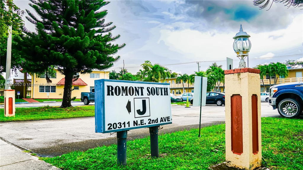 Real estate property located at 20311 2nd Ave J-1, Miami-dade, Ro-mont South Condo J, Miami, FL