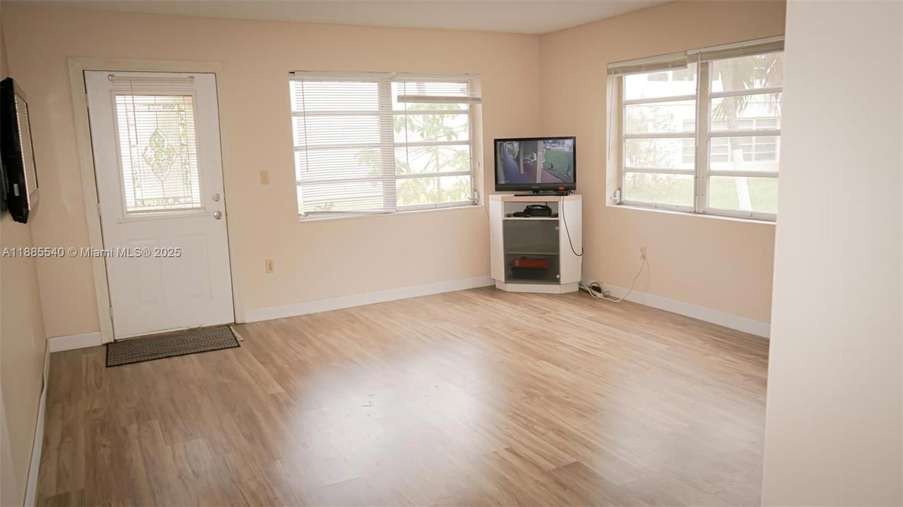 Real estate property located at 20311 2nd Ave J-1, Miami-dade, Ro-mont South Condo J, Miami, FL