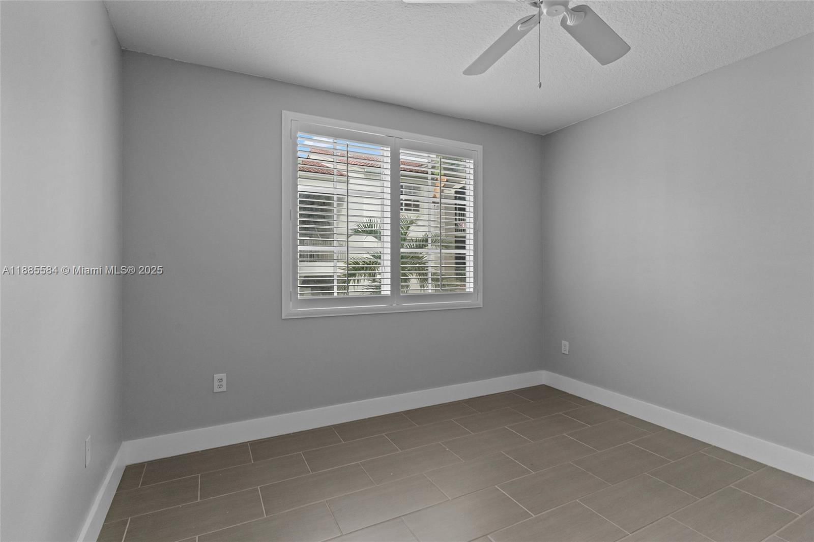 Real estate property located at 6861 44th St #204, Miami-dade, Gables Court Condo, Miami, FL