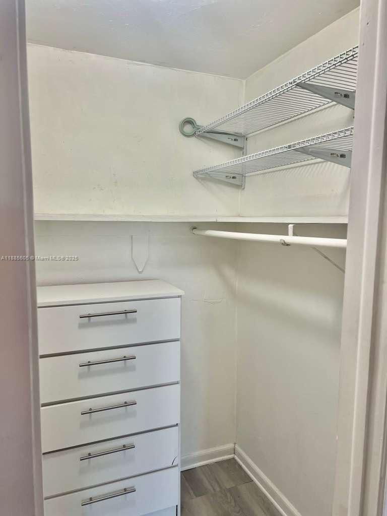 Real estate property located at 1300 53rd St #18, Miami-dade, Westland Plaza Gardens Co, Hialeah, FL