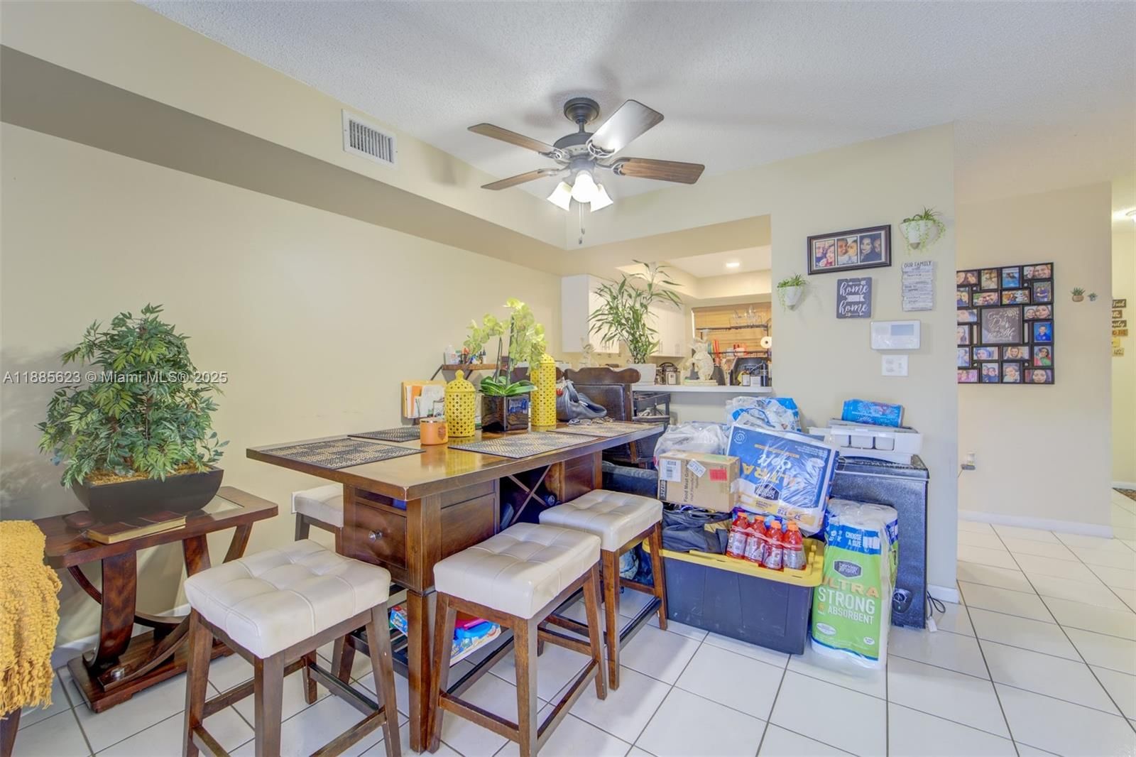 Real estate property located at 14915 80th St #205, Miami-dade, The Seasons Villas & Thms, Miami, FL