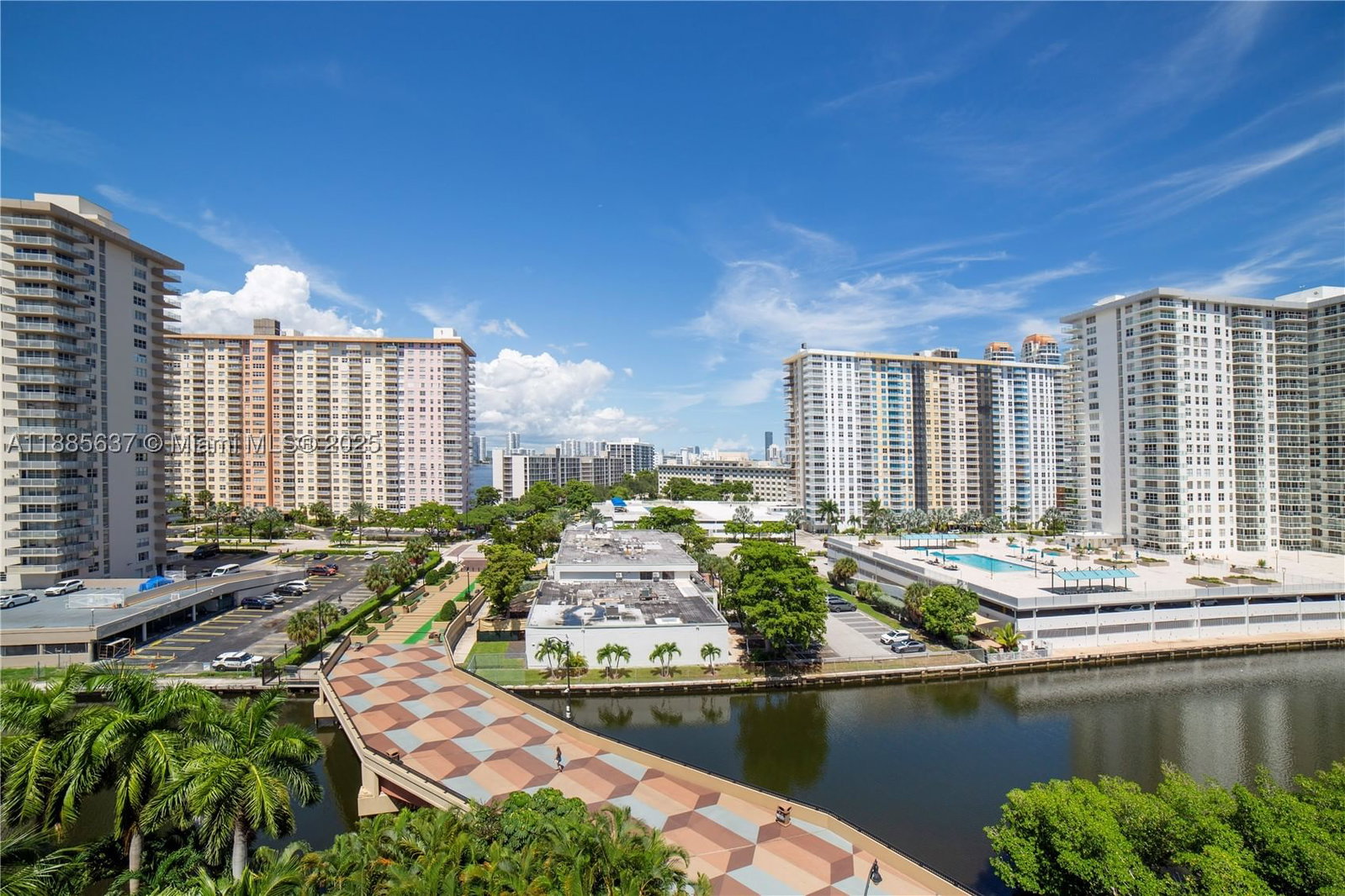 Real estate property located at 17150 Bay Rd #2914, Miami-dade, Porto Bellagio Condo, Sunny Isles Beach, FL
