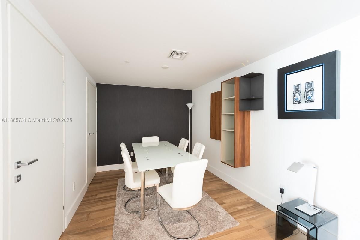 Real estate property located at 1300 Brickell Bay Dr #3205, Miami-dade, Brickellhouse Condo, Miami, FL