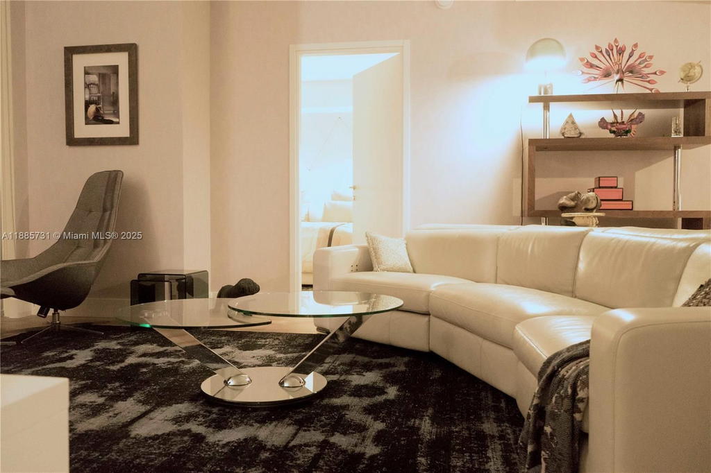 Real estate property located at 1300 Brickell Bay Dr #3205, Miami-dade, Brickellhouse Condo, Miami, FL