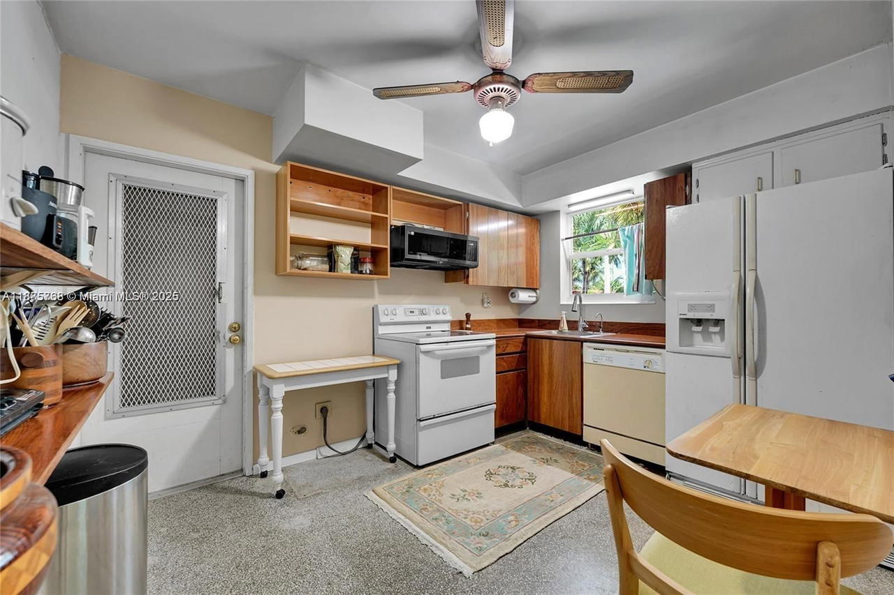Real estate property located at 740 50th Ct, Broward, Park Ridge, Deerfield Beach, FL