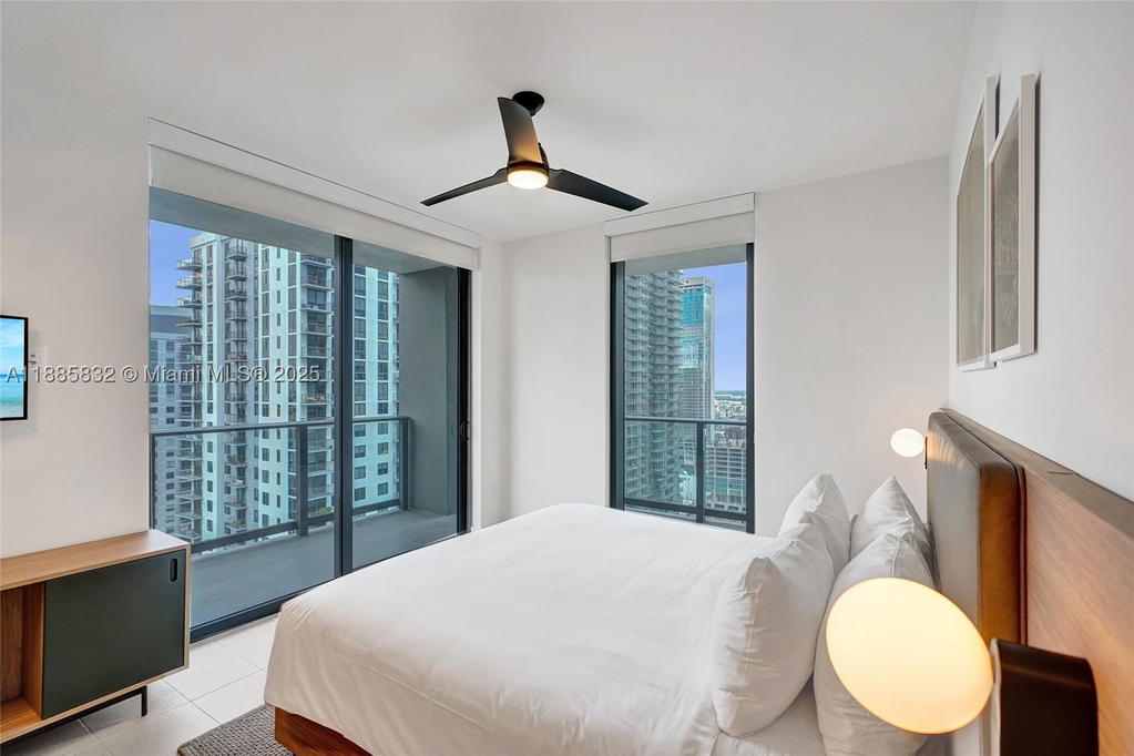Real estate property located at 159 6th St #3302, Miami-dade, Downtown Miami, Miami, FL