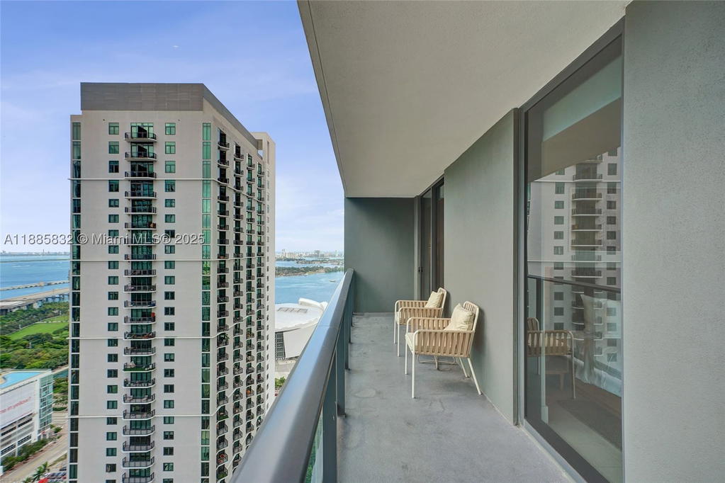 Real estate property located at 159 6th St #3302, Miami-dade, Downtown Miami, Miami, FL