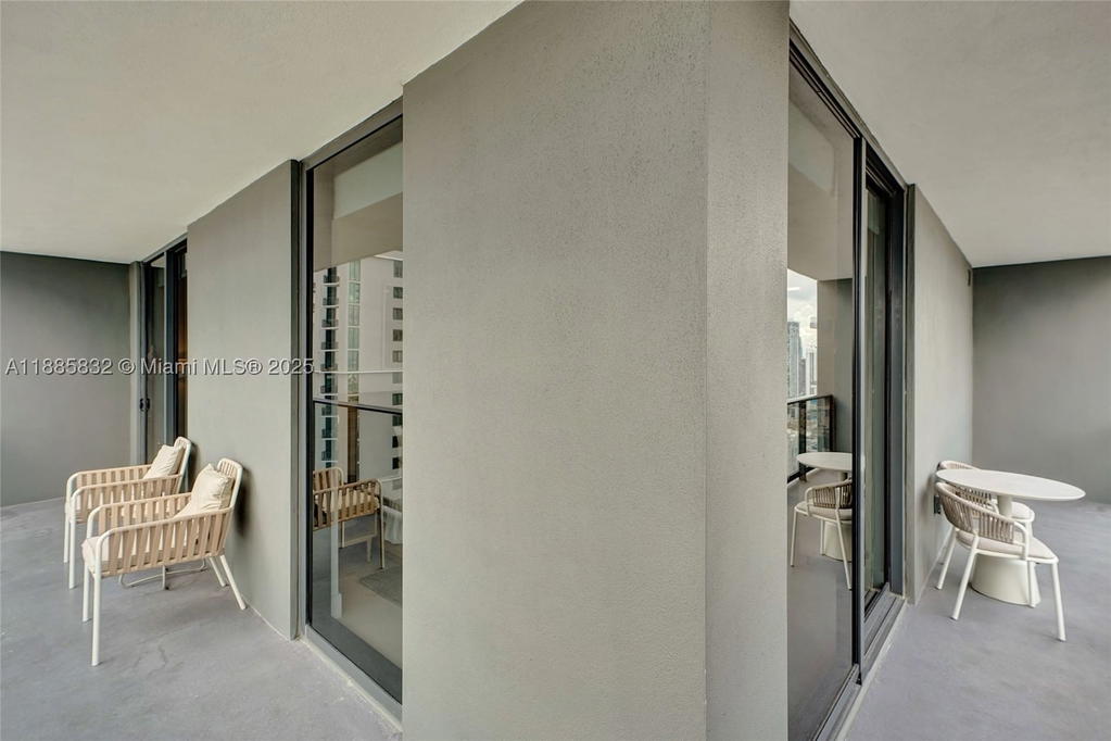 Real estate property located at 159 6th St #3302, Miami-dade, Downtown Miami, Miami, FL