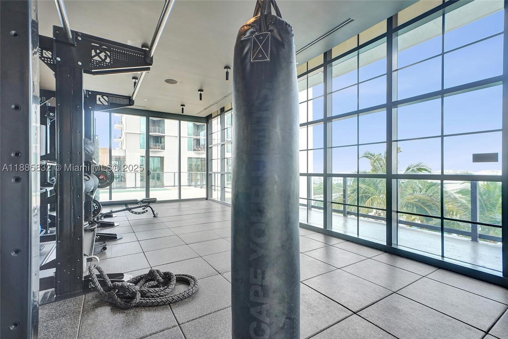 Real estate property located at 159 6th St #3302, Miami-dade, Downtown Miami, Miami, FL
