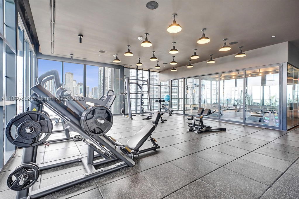 Real estate property located at 159 6th St #3302, Miami-dade, Downtown Miami, Miami, FL