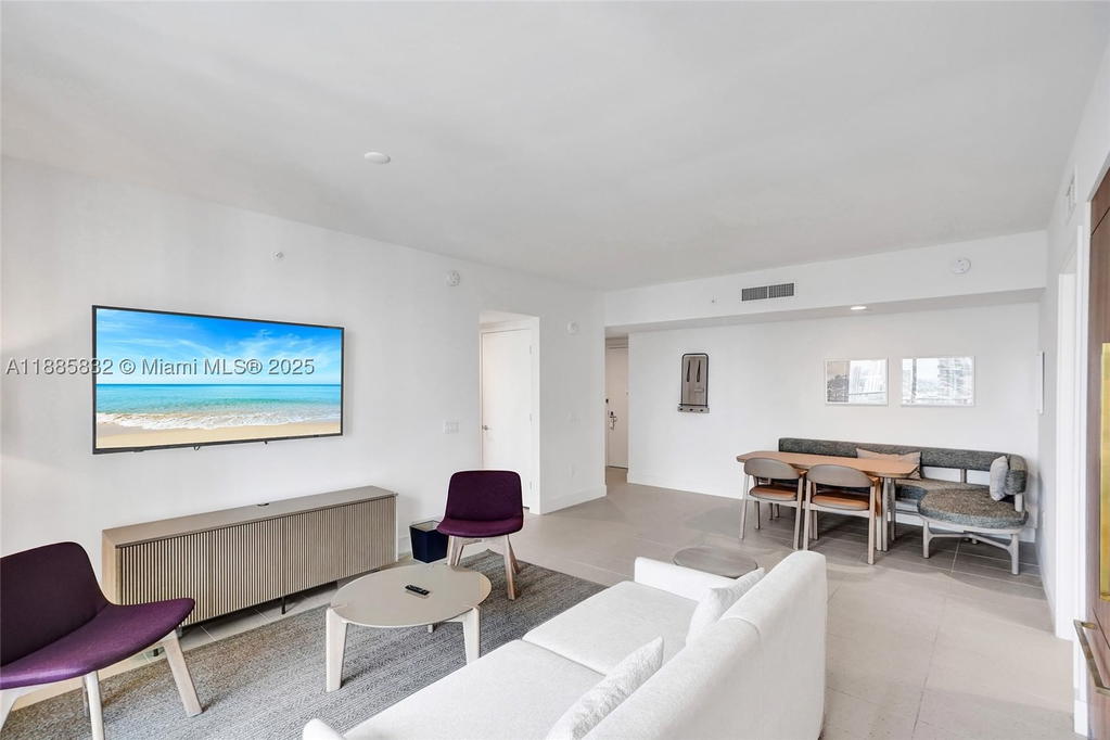 Real estate property located at 159 6th St #3302, Miami-dade, Downtown Miami, Miami, FL