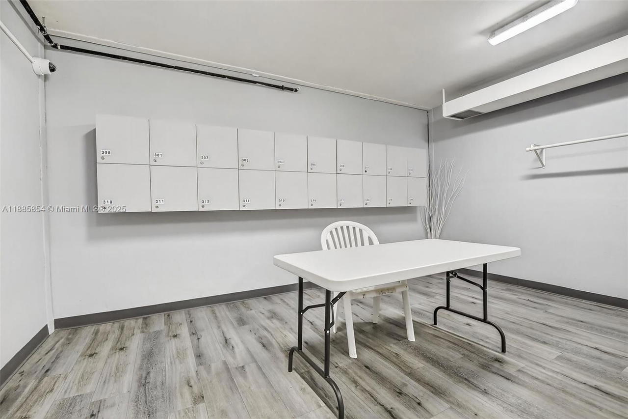 Real estate property located at 4200 Hillcrest Dr #308, Broward, Hillcrest East No 24 Cond, Hollywood, FL