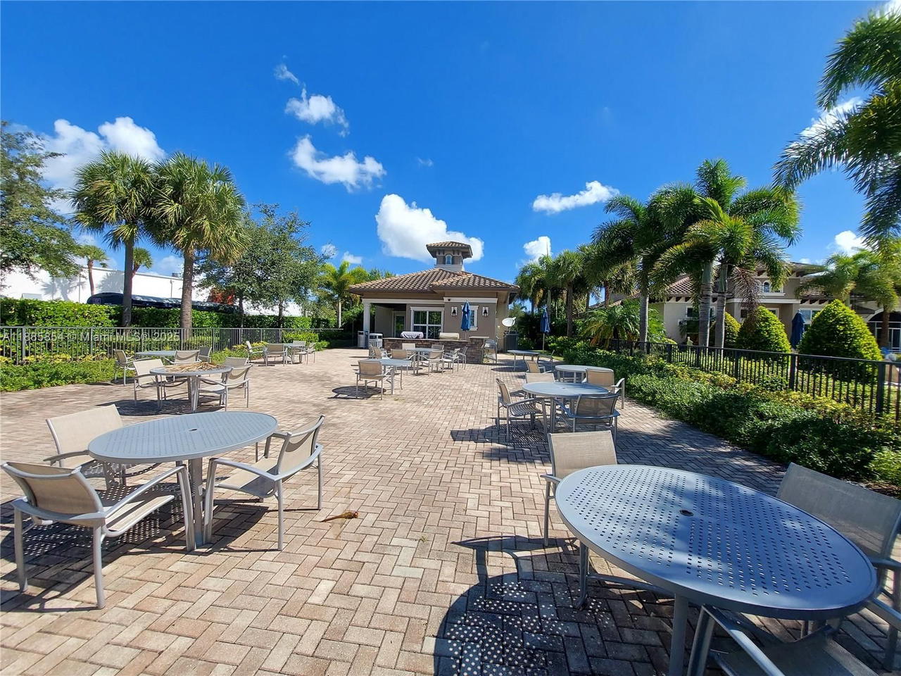 Real estate property located at 4200 Hillcrest Dr #308, Broward, Hillcrest East No 24 Cond, Hollywood, FL