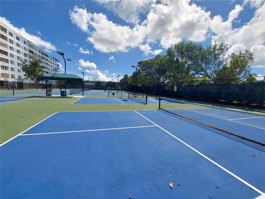 Real estate property located at 4200 Hillcrest Dr #308, Broward, Hillcrest East No 24 Cond, Hollywood, FL