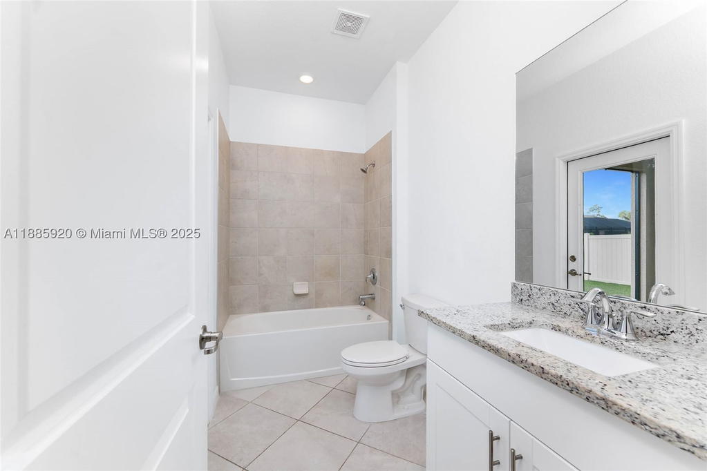 Real estate property located at 16851 Cayo Key Dr, Charlotte, Hammoks At West Port, Port Charlotte, FL