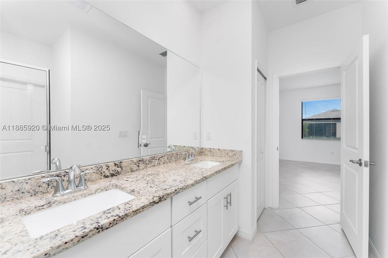 Real estate property located at 16851 Cayo Key Dr, Charlotte, Hammoks At West Port, Port Charlotte, FL