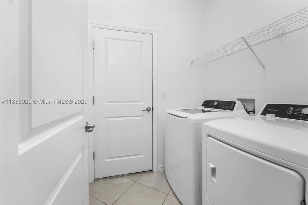 Real estate property located at 16851 Cayo Key Dr, Charlotte, Hammoks At West Port, Port Charlotte, FL