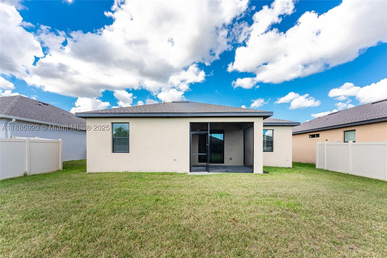 Real estate property located at 16851 Cayo Key Dr, Charlotte, Hammoks At West Port, Port Charlotte, FL