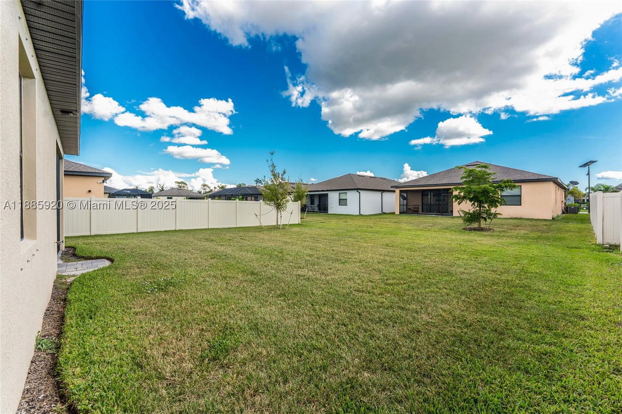 Real estate property located at 16851 Cayo Key Dr, Charlotte, Hammoks At West Port, Port Charlotte, FL