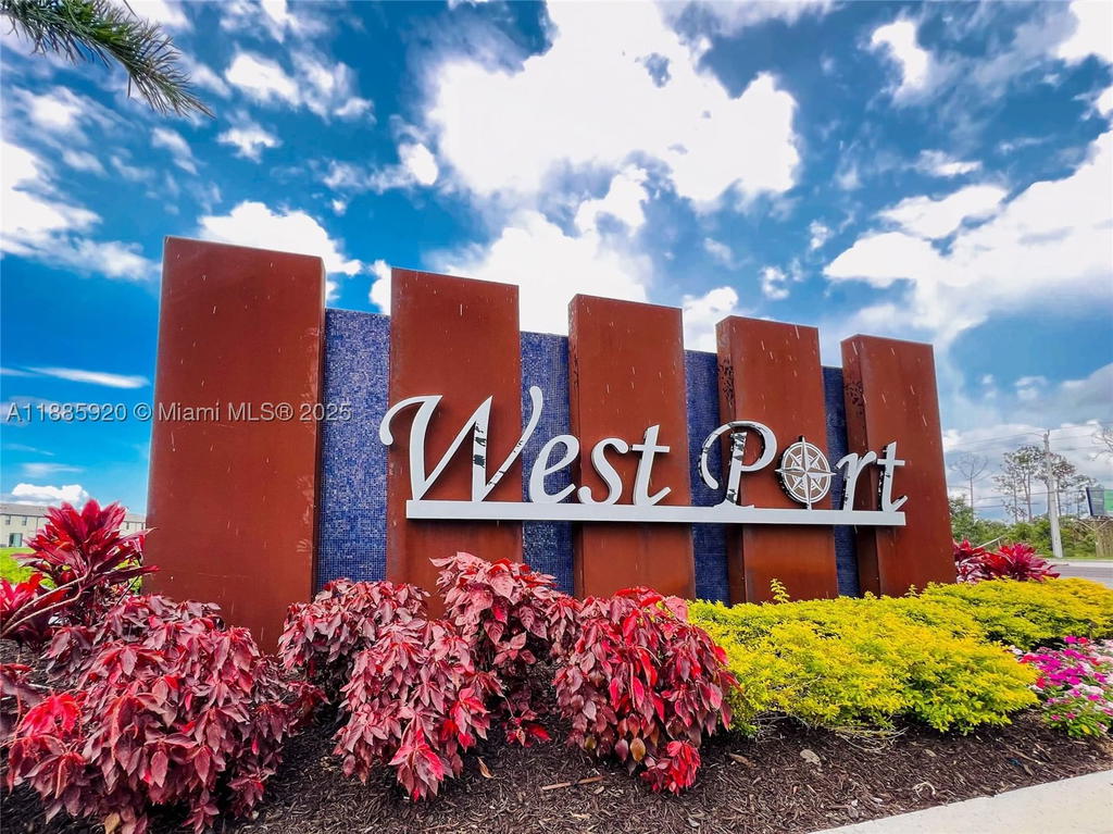Real estate property located at 16851 Cayo Key Dr, Charlotte, Hammoks At West Port, Port Charlotte, FL