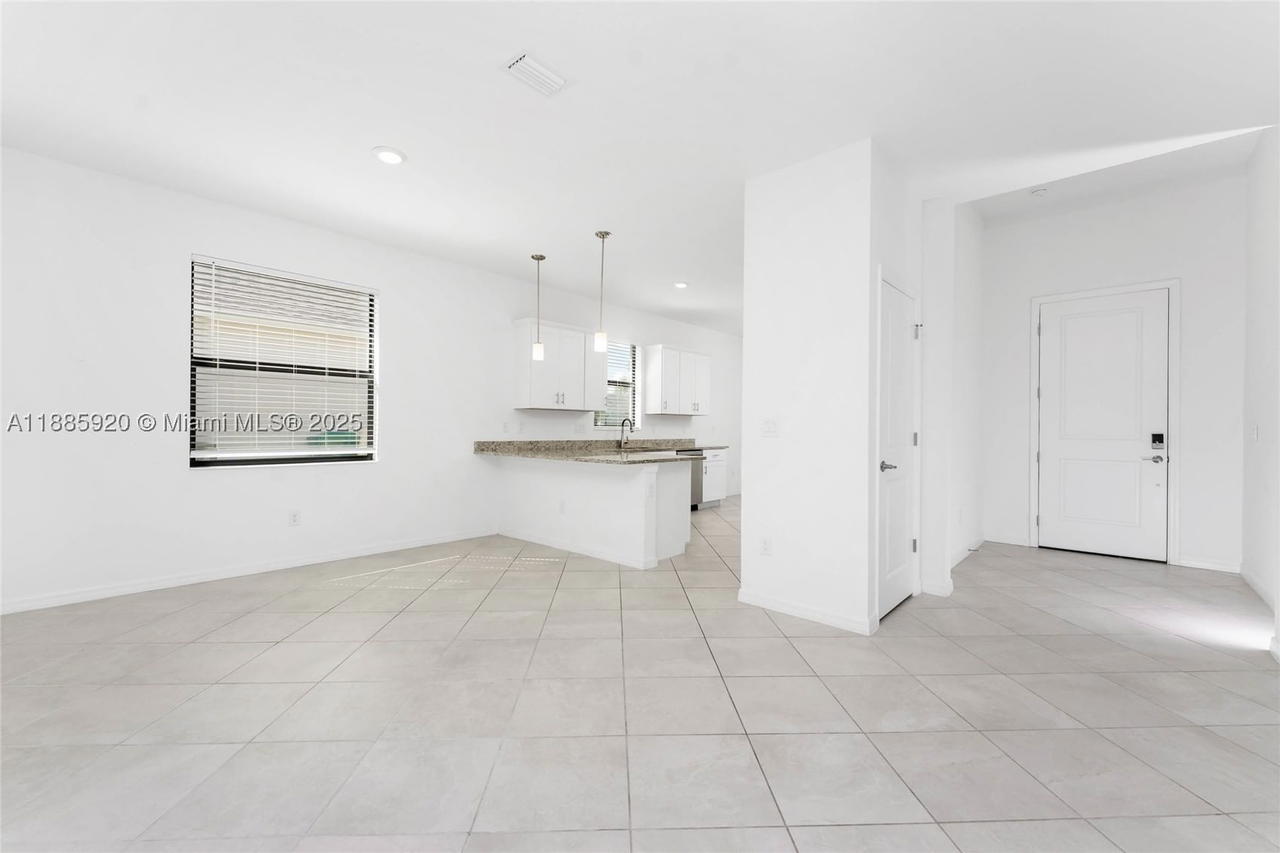Real estate property located at 16851 Cayo Key Dr, Charlotte, Hammoks At West Port, Port Charlotte, FL