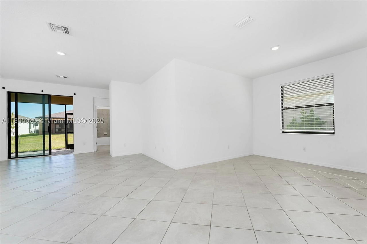 Real estate property located at 16851 Cayo Key Dr, Charlotte, Hammoks At West Port, Port Charlotte, FL