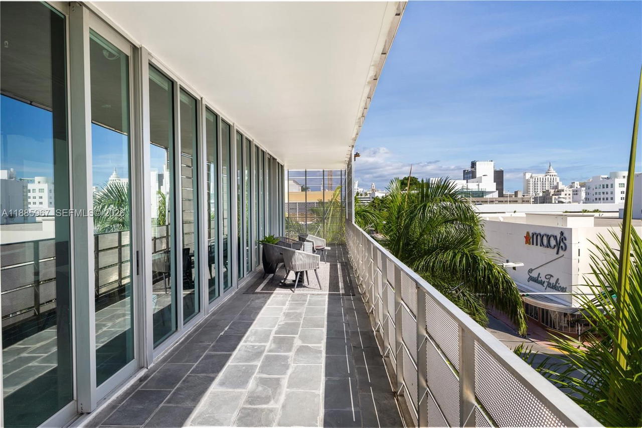 Real estate property located at 1700 Meridian Ave #501, Miami-dade, The Montclair Condo, Miami Beach, FL