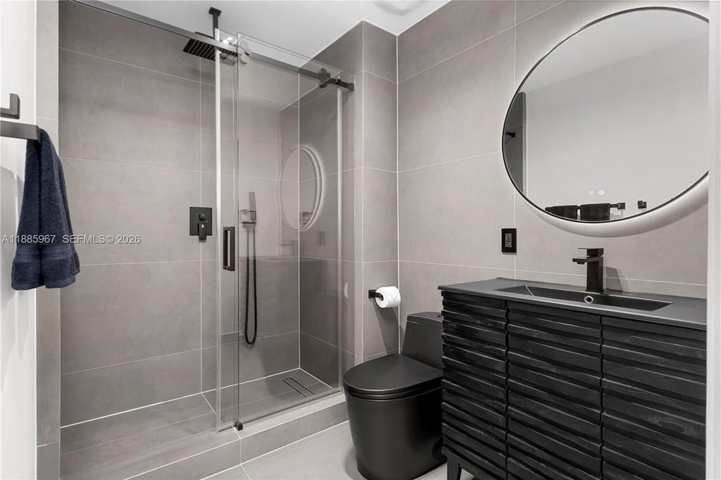 Real estate property located at 1700 Meridian Ave #501, Miami-dade, The Montclair Condo, Miami Beach, FL
