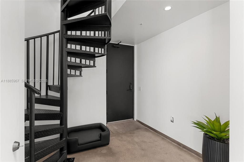 Real estate property located at 1700 Meridian Ave #501, Miami-dade, The Montclair Condo, Miami Beach, FL