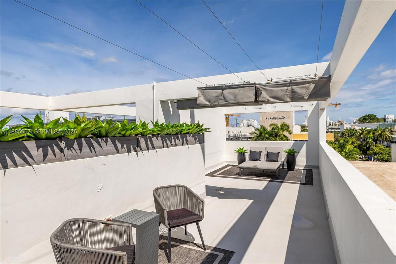 Real estate property located at 1700 Meridian Ave #501, Miami-dade, The Montclair Condo, Miami Beach, FL