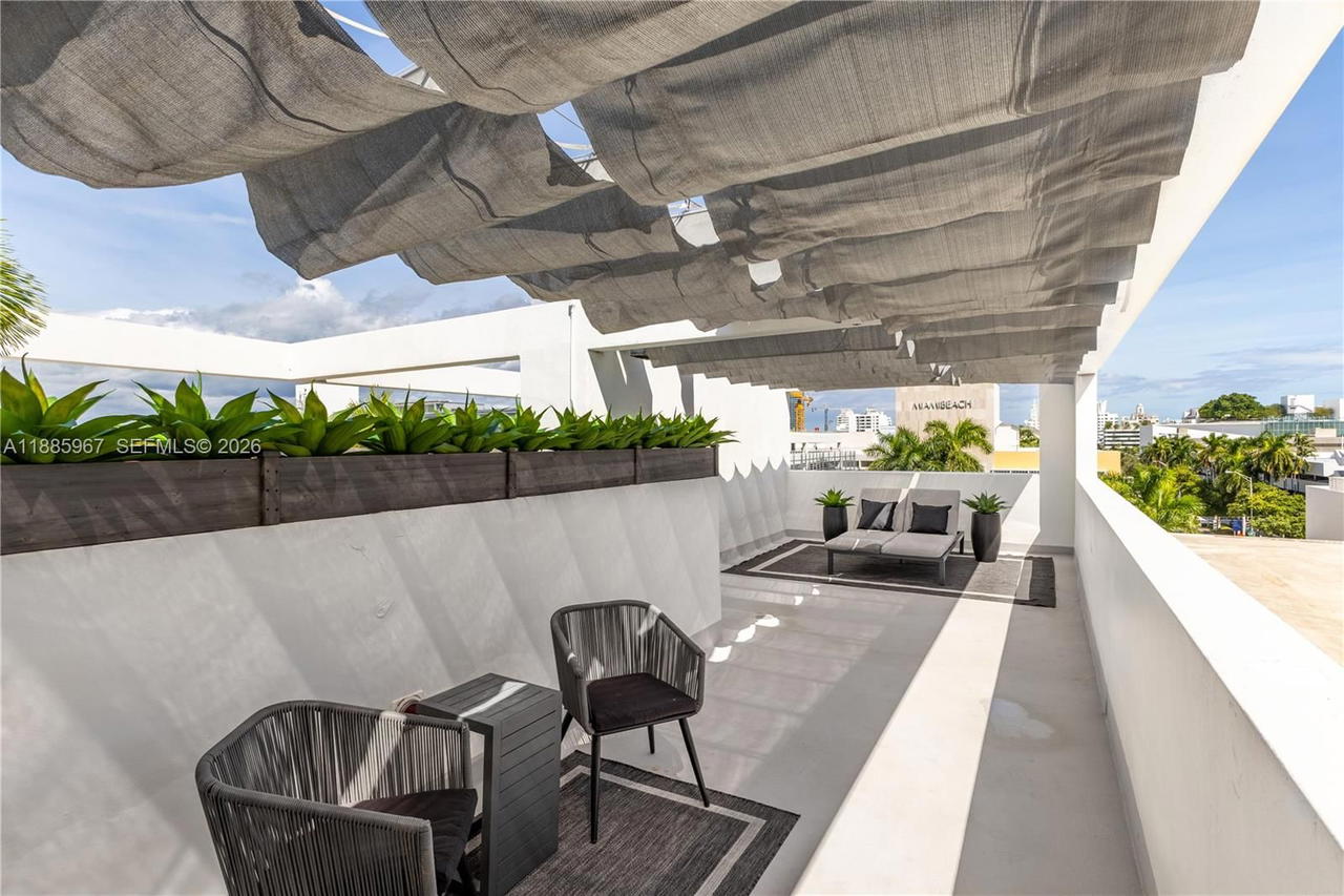 Real estate property located at 1700 Meridian Ave #501, Miami-dade, The Montclair Condo, Miami Beach, FL