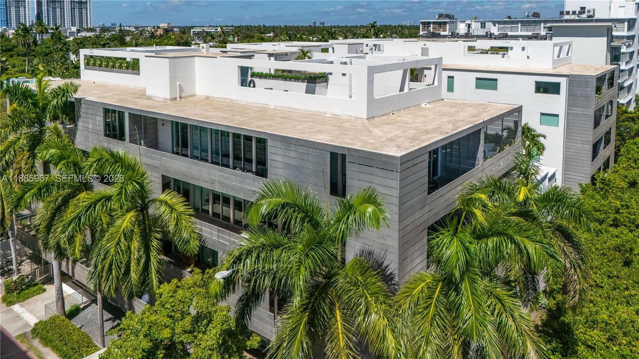 Real estate property located at 1700 Meridian Ave #501, Miami-dade, The Montclair Condo, Miami Beach, FL
